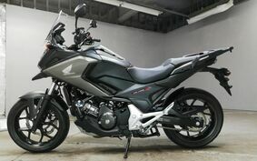 HONDA NC750X DCT RC90