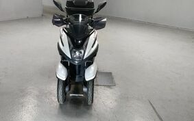 YAMAHA TRICITY 125 SE82J