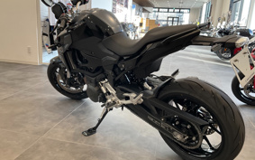 BMW F900R BASE 2024 0K11