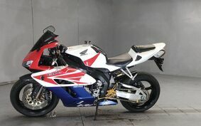 HONDA CBR1000RR 2004 SC57