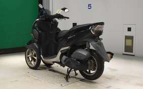 YAMAHA TRICITY 125 SE82J