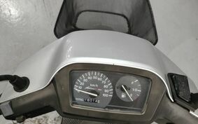 SUZUKI ADDRESS V100 CE11A