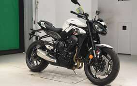 TRIUMPH STREET TRIPLE R 2023 DA604A