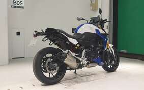 BMW F900R 2022