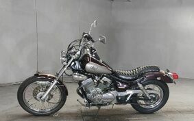 YAMAHA VIRAGO 250 3DM