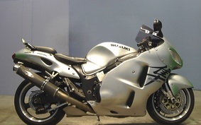 SUZUKI GSX1300R HAYABUSA 2000 GW71A