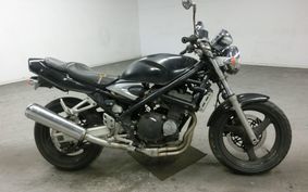 SUZUKI BANDIT 250 GJ77A