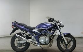 SUZUKI BANDIT 250 GJ77A