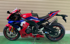 HONDA CBR1000RR R 2021 SC82