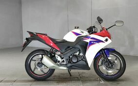 HONDA CBR125R JC50