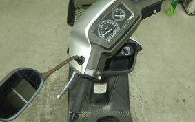 SUZUKI ADDRESS V100 CE13A