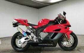 HONDA CBR1000RR 2004 SC57