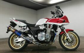 HONDA CB1300SB SUPER BOLDOR 2005 SC54