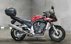 YAMAHA FZS1000 FAZER 2005 RN141