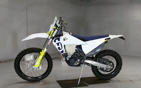 HUSQVARNA  FE250 UAA4