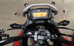 HONDA NC 700 X RC63