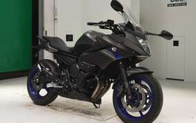 YAMAHA XJ6 2013