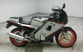 YAMAHA FZR250 2KR