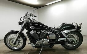 HONDA SHADOW 750 SLASHER 2000 RC48