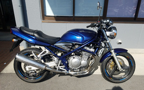 SUZUKI BANDIT 250 GJ77A