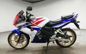 HONDA CBR125R JC39