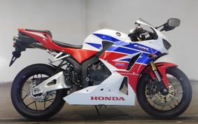 HONDA CBR600RR 2013 PC40