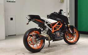 KTM 390 DUKE 2018 JPJ40