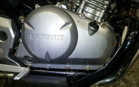 SUZUKI GSR250