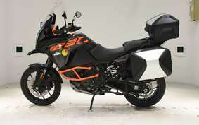 KTM 1290 SUPER ADVENTURE S 2020