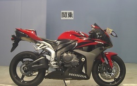 HONDA CBR600RR GEN 3 2007 PC40