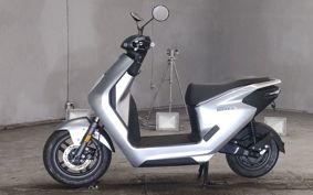 HONDA EM1 e: EF16