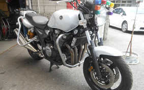 YAMAHA XJR1300 L