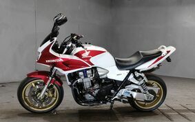 HONDA CB1300SB SUPER BOLDOR 2005 SC54