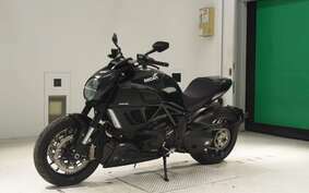 DUCATI DIAVEL 2013