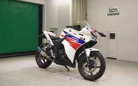 HONDA CBR250R GEN 3 MC41