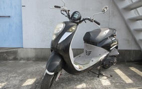 SYM UMI100