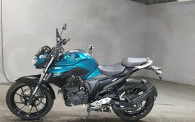 YAMAHA FZ25 RG42