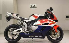 HONDA CBR1000RR 2004 SC57