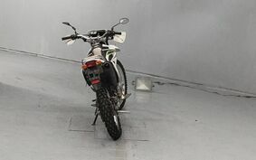 HONDA XR230 MD36