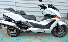 HONDA SILVER WING 400 2010 NF03