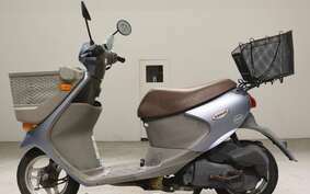 SUZUKI LET's 4 Basket CA43A