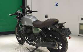 MOTO GUZZI V7 STONE 2022