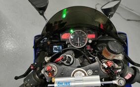 YAMAHA YZF-R6 2006 RJ12