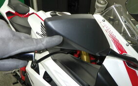 HONDA CBR250RR A MC51