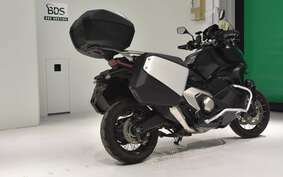 HONDA X-ADV 750 2022 RH10