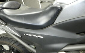 HONDA NC 700 X D 2013 RC63