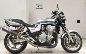 HONDA CB1300SF SUPER FOUR 2002 SC40