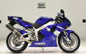 YAMAHA YZF-R1 1999 RN011