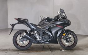 YAMAHA YZF-R25 RG10J