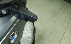 BMW F900R 2022